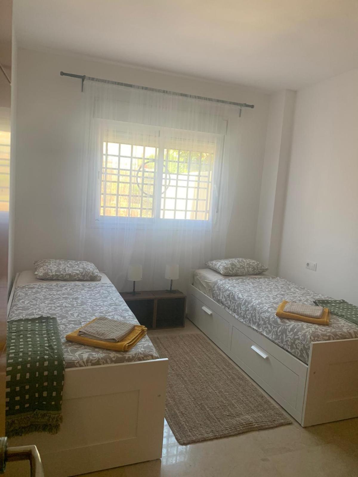 Bilbil 2 Bedr- Pool, Tennis, Golf W Garage * Benalmádena